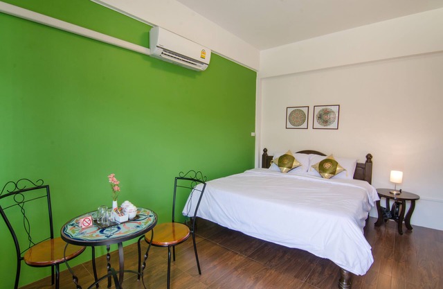 Habitación acogedora y espaciosa cerca del centro de la ciudad.