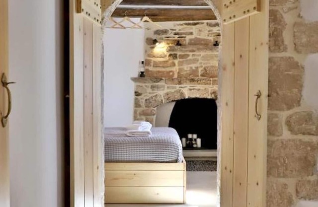 Cosy stone house with lots of charm, peace and comfort