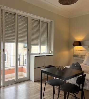 Cosy Studio Apartment @ Arroios - SSL 3B