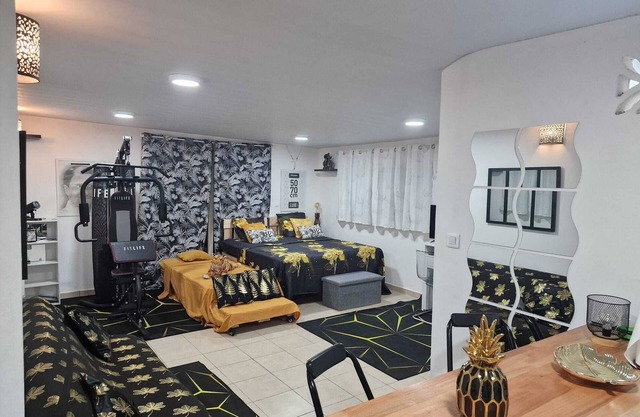 Cosy studio in a quiet residence