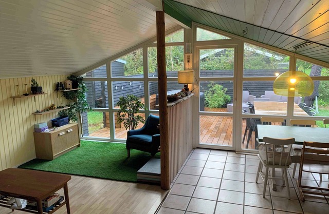Cosy summer house close to beach, woods and town