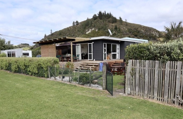 Beachside Bach and Cabin