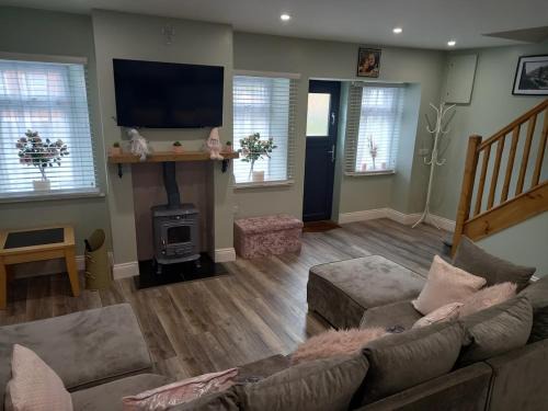 Cosy three bedroom house in Ballingarry Limerick near Adare