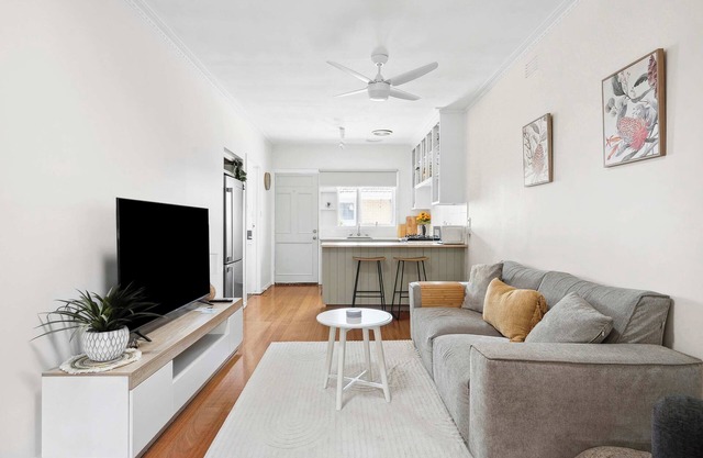 Cosy Townhouse in the Heart of Geelong West