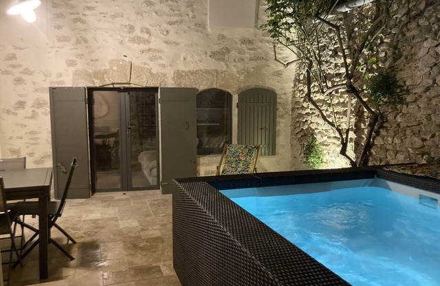 Casa-Premium-Baño con ducha-Patio
