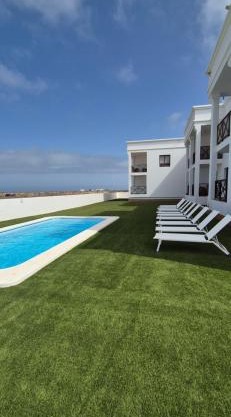 Cotillo Star by NicoleT