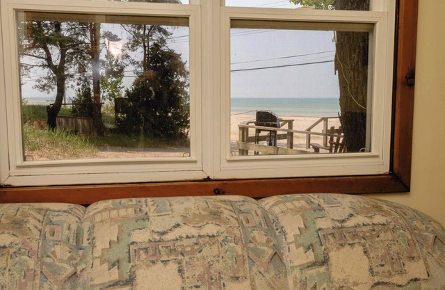 Cottage #2 - Sauble Beach Front