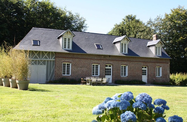 Cottage 3km mar, 5 minutos Lac de Caniel, 1km golf