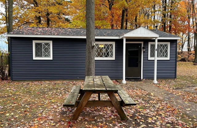 Cottage #4 Northern Michigan, 2 Bedroom Cottage