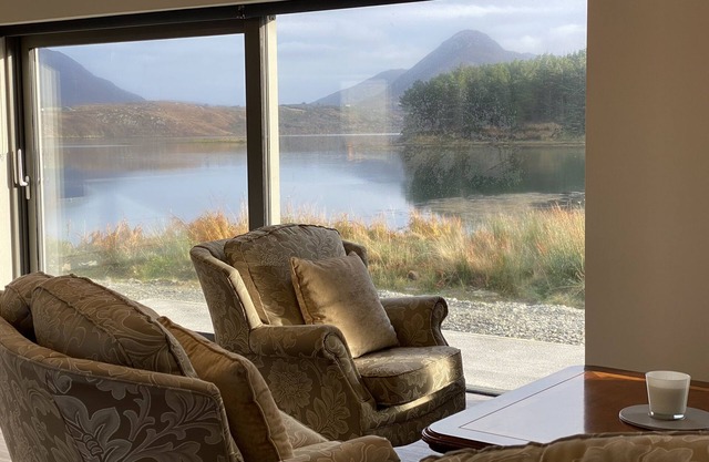 Cottage 421 - Letterfrack - sleeps 4 guests in 2 bedrooms
