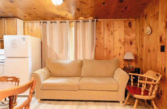 Cottage #5 - Sauble Beach Front