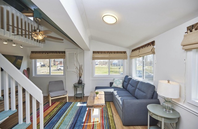 Cottage #8 · Lake Haven Beach Resort