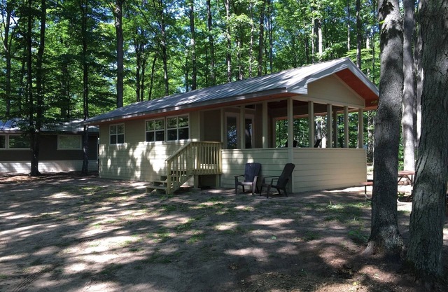 Cottage 9 sleeps 4 people