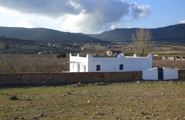 Casa de campo y granja de huéspedes a orillas del lago Afrougarh, a 45 minutos de Fez