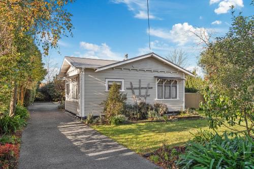 Cottage at 182