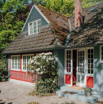 Cottage auf idyllischem Landsitz mit Parkanlage