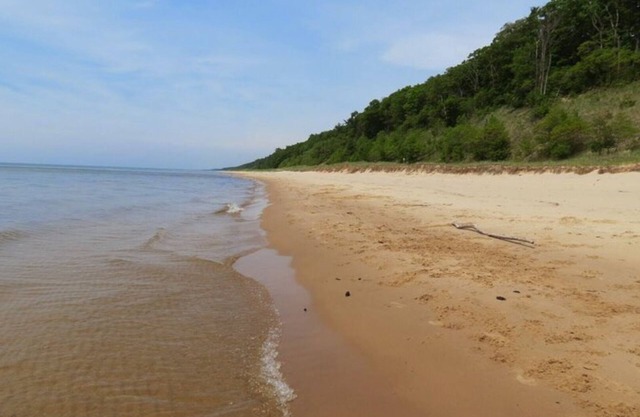 Cottage Bordering Hoffmaster State Park