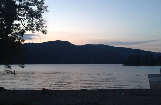 Cottage by the lake