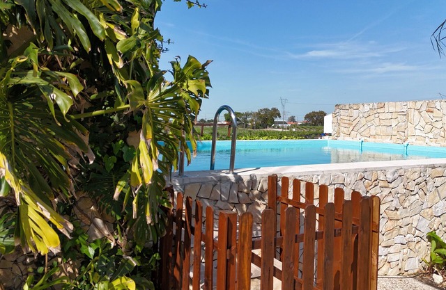 Casita de campo 'Casa Arinto' con piscina compartida, terraza compartida y aire acondicionado