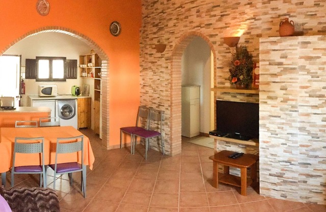 Casita de campo 'Casas Da Lagoa - T2 Norte' con jardín privado, balcón y Wi-Fi