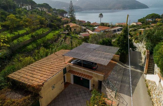 El apartamento Prado se encuentra a menos de 50 metros de la playa de Forno