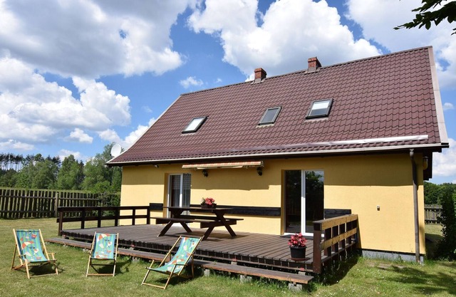 Casa de campo en una zona tranquila junto al lago Mausz, Parchowo en Casubia