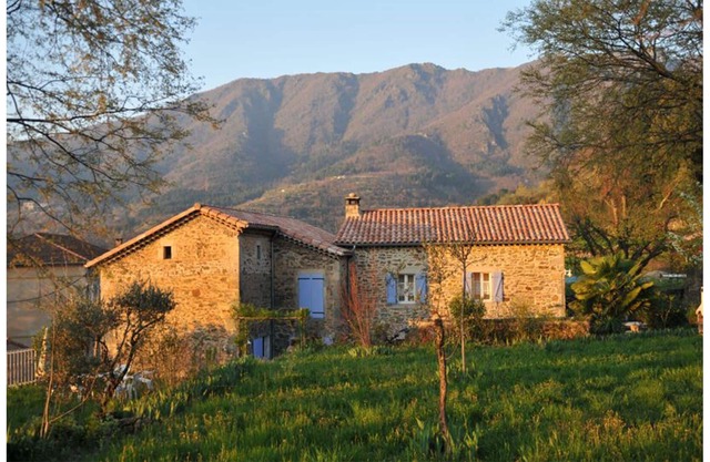 Cottage en Ardèche, al pie de efecto invernadero Bar