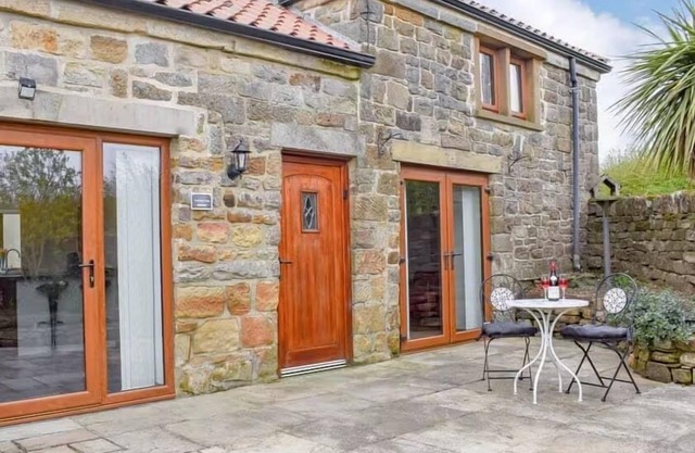 Cottage in idyllic setting, a short drive from Staithes