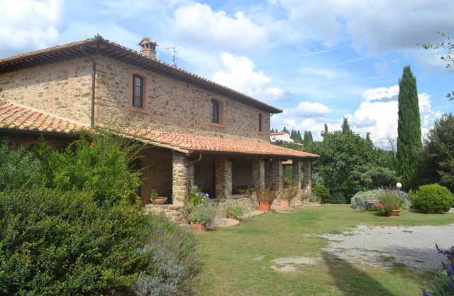 Cabaña en Toscana con Piscina y Vino