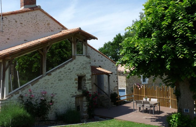 Casa rural en el campo cerca del Puy du Fou, acepta mascotas