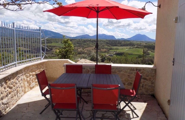 Casa rural en el corazón del parque nacional Verdon, 6 pers, 2sdb, magnífica vista!