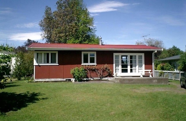 Cabaña cerca del lago Taupo en el río Tauranga Taupo