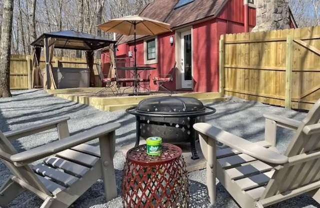 Cottage Near Lake Wallenpaupack