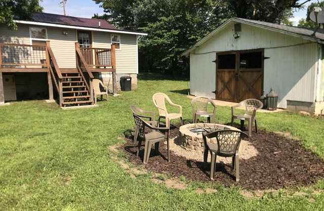 Cottage on 7s