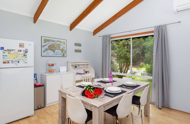 Cottage on Chale - Silverleaves, VIC