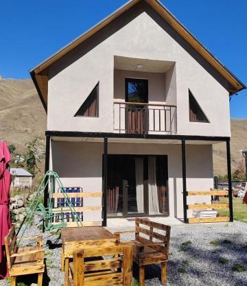 Cottage Shina