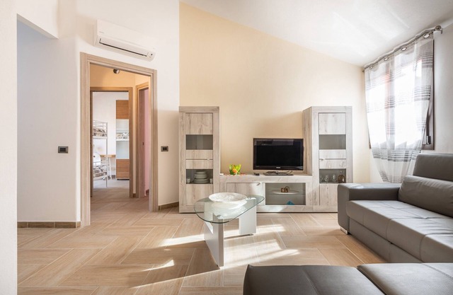 Casita de campo "Villa Gloma" en bonito pueblo de montaña con aire acondicionado