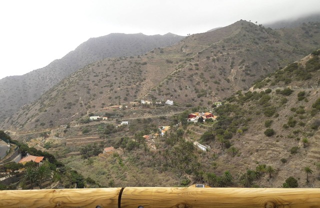 Casa rural con terraza enclavado en un hermoso paisaje