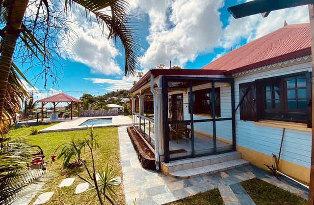 Casa con piscina y parking seguro en la Réunion