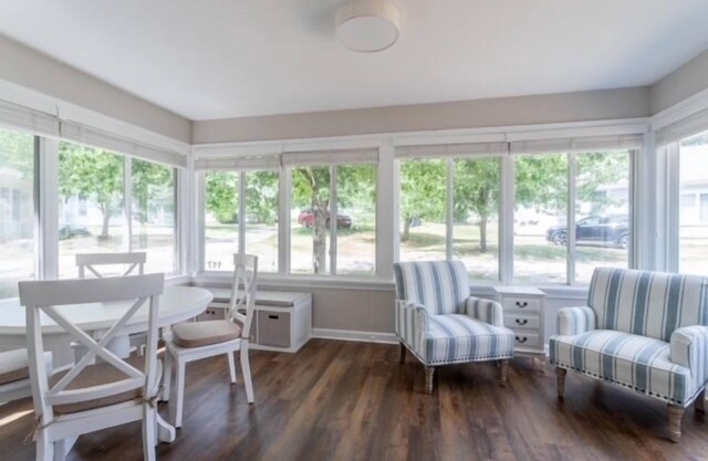 Cottages at Summer Village, fully furnished cottage, Wi-fi, heated pools, hot tub