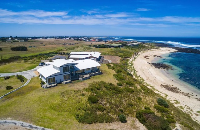 Cottages for Couples