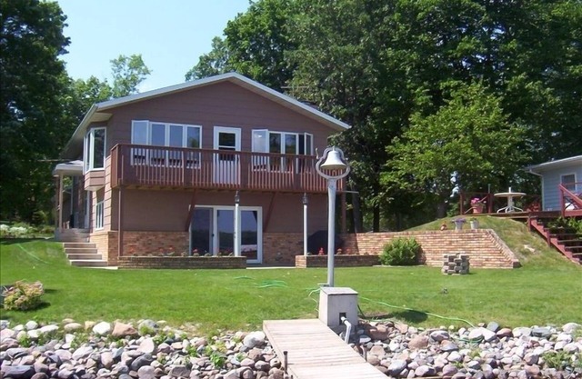 Detroit Lakes Cotton Lake Home Season / Mensual