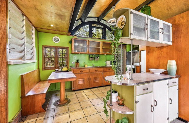 Cottonwood Cottage - 'Pet Friendly' couples escape