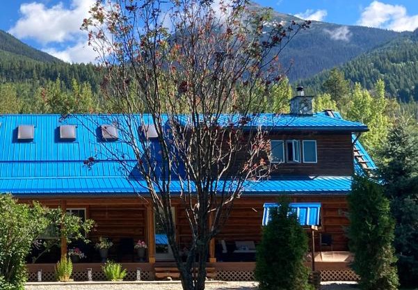 Cougar Mountain Lodge and Resort Cabin Rentals