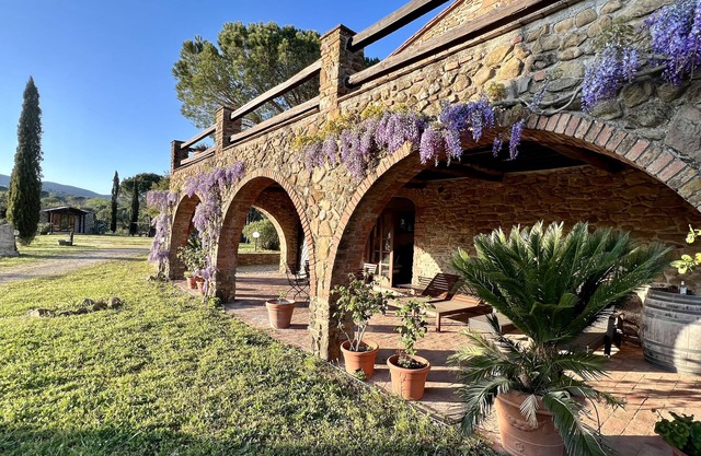 Apartamento amueblado con cariño en la hermosa villa rural Follona para 2/3 personas