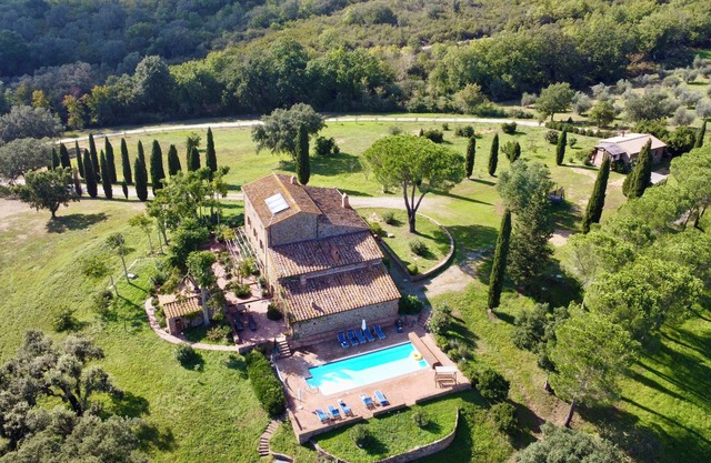 Apartamentos amueblados con amor en una hermosa villa rural para 2-5 personas