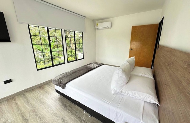 Lindo y amplio Apartamento Campestre en el caimo