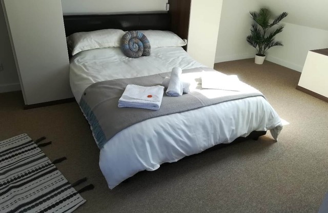 Country & Coastal Barn Retreat for couples near Lyme Regis