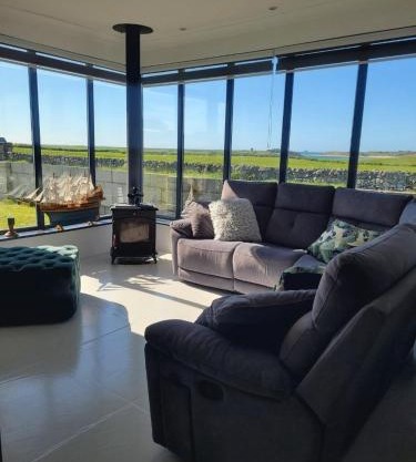 Country Cottage, Stunning Views