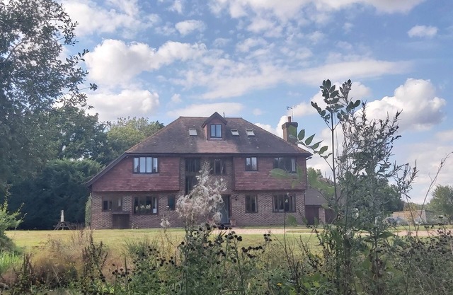 Country Farmhouse duerme 24 en 8-10 habitaciones. A poco más de una hora de Londres
